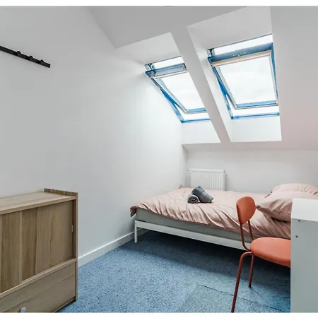 Uranus - 15 Min To Old Town Accommodatie bij particulieren *