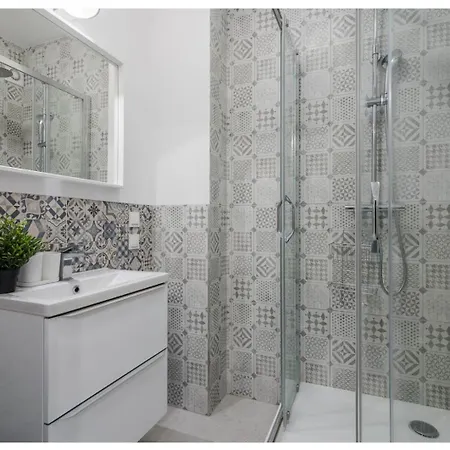 Privat bolig Uranus - 15 Min To Old Town *